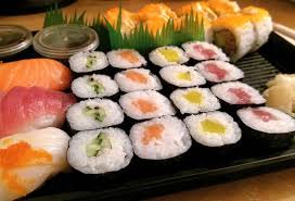 Sushi Schlemmen Asiatisch Asia Nigiri Maki Leckeressen Leckerschmecker Lieblingsessen Yummy Restaura In 2020 Lieblingsessen Leckeres Essen Leckerschmecker