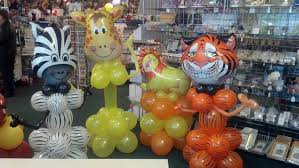 A Bunch Of Party Animals Great For Jungle Theme Or Birthdays Or Showers Zebra Is 24 99 Giraffe Is 26 99 Li Balloon Sculptures Balloon Animals Animal Party