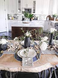 Oct 04, 2020 · if you have a breakfast nook in your kitchen, this sweet farmhouse table will liven it up and give your family a cozy place to stop for breakfast. Modern Coastal Table Decor Taryn Whiteaker
