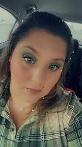 Amber Branham's Instagram, Twitter & Facebook