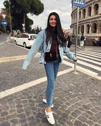 глуп тот человек который никогда не меняет своего мнения Trending Saint Laurent Matelasse Bag In 2020 Winter Fashion Outfits Fashion Fashion Outfits