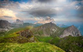 Check spelling or type a new query. Abendgluhen Uber Mt Pelmo Und Der Berg Civetta Dolomiten Italien Lizenzfreie Fotos Bilder Und Stock Fotografie Image 88105682