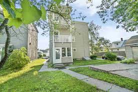 03103, manchester, hillsborough county, nh. 67 Wilson St Unit 2 Manchester Nh 03103 Apartment For Rent In Manchester Nh Apartments Com