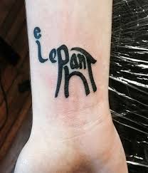 35 incredible henna tattoo design inspirations … these are so simple yet pretty! 40 Significant And Tiny Elephant Tattoo Designs