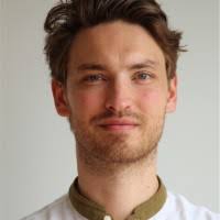 90+ "Darius De" profiles