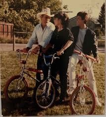 Rad movie bmx 1986 holanecesito conseguir este pelicula, me podrian dar algun dato donde conseguirla ojala en mkv? Rad Special Edition 2020 Altavod