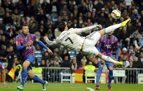 These recent setbacks have actually seen him pick up a rare negative record for missing the most number of penalties in la liga (10 as of the end of 2016/17 to messi's 9). Cristiano Ronaldo Kho Chá»‹u Khi Gareth Bale Ghi Ban Ttvh Online