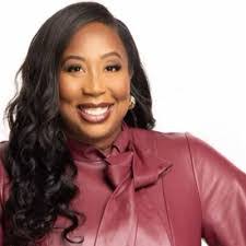 Erika Bennett's Instagram, Twitter & Facebook