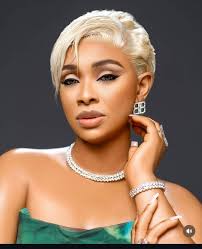 Balancing work and family life as a wife and mother