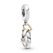 The cylinders bores were attached to the outer case at the 12, 3, 6 and 9 o'clock positions) for greater rigidity around the head gasket. Pandora Two Tone Wedding Rings Dangle Charm 80 Free Delivery