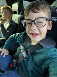 Hi Parents Searching for any parent who had to pull their child out of  public school and transfer to private special needs school? Which school  would you recommend? And pls share experience.