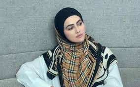 She was born on 21 august 1987 (age 33 years as of 2020) in mumbai. Indian Actress Sana Khan Quits Bollywood To Follow The Orders Of Creator And Serve Humanity The Milli Chronicle