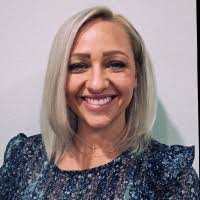 Cameron Dennington's Instagram, Twitter & Facebook