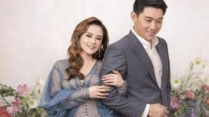 Siapa pacar atau istri ifan seventeen? Tangis Haru Ifan Seventeen Dan Citra Monica Saat Sungkem Ke Orangtua Dylan Sahara Sudah Anggap Anak Surya
