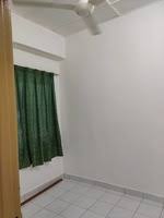 Lembah indah malang atau yang juga disebut dengan lembah indah gunung kawi malang ini merupakan obyek wisata baru yang sedang hits di kalangan wisatawan. Taman Lembah Maju Pandan Indah Property Info Photos Statistics Land