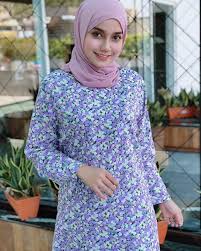 Salam Jumaat Dan Selamat Menunaikan Solat Jumaat Pada Kaum Adam Baju Kurung From Quzanboutiqu Beautiful Hijab Beautiful Muslim Women Beautiful Hijab Girl