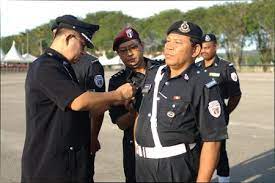 Polis bantuan uitm kampus bandaraya melaka. Polis Bantuan In English