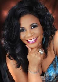 ゴスペルシンガー／Paula Johnson(ポーラ・ジョンソン) 派遣| 大道芸人派遣・パフォーマー出張手配