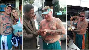 Miami dolphins receiver lynn bowden jr. Hyde One Dolphins Fan S Tattoo Is Belly Full Of Faith South Florida Sun Sentinel South Florida Sun Sentinel