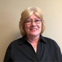 Denise Bye's Instagram, Twitter & Facebook