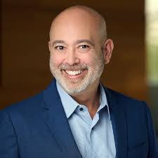 Russell Lang's Instagram, Twitter & Facebook