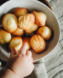 Madeleines A Croquer Food Pretzel Bites Bread