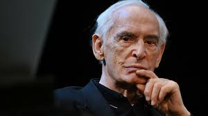 И после 70 в театре василий лановой делал сальто и летал на люстре под визг изумленных зрителей. D7koqhazd3dfmm