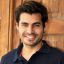 He is an actor, known for páginas da vida (2006), a casa das sete mulheres (2003) and eterna magia (2007). Nachruf Auf Thiago Lacerda Necropedia