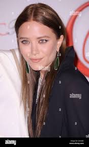 Kate and alice hi-res stock photography and images