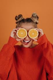 10 creative diy photo ideas when stuck at home. Creative Photography Girl Portrait Photography Poses Self Portrait Photography Creative Portrait Photography