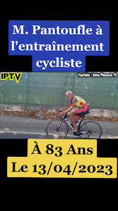 M. Pantoufle &agrave; l'entra&icirc;nement cycliste / &Agrave; 83 Ans / Le 13/04/2023.  #INFORMATION #V&Eacute;LO #CYCLISTE #CYCLISME #PANTOUFLE #COMP&Eacute;TITION #83ANS  #SANT&Eacute; #rassemblement #GUADELOUPE #culture #M&eacute;dia #anniversaire ...