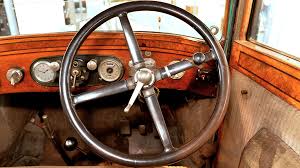 We're assuming the steering ratios aren't quite the same from left to right, and with only one tire turning we image getting a feel for the steering angle is all but impossible. History And Future Of The Steering Wheel