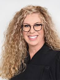 Melissa Gould's Instagram, Twitter & Facebook