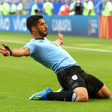 Entre résultats surprises, pluie de. Coupe Du Monde De La Fifa 2018 Infos L Uruguay Impose Sa Loi A Son Hote 3 0 Fifa Com