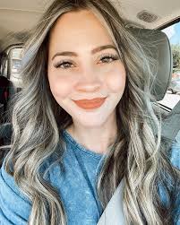 Seemed fitting to celebrate the first day with BOTH kids in school by  getting my hair done 🤩 I had to do a before/after because it had been a  while 🤣 (swipe