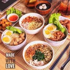 I named this ah ma mee sua because grannies at their age would seldom have teeth left, and our mee sua is soft enough for them to consume. the mee sua from mabo was soft and soaked up the flavours of the soup. Ahma Panmee George Town Menu Prices Restaurant Reviews Tripadvisor