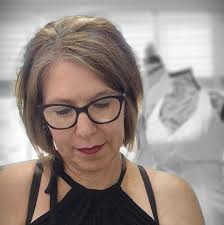 Lareen Anne Morris Sewing Tutor and Tailor