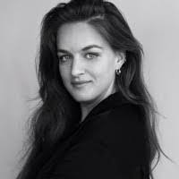 Sandra Kuiper's Instagram, Twitter & Facebook