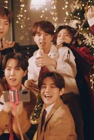 Bts 3rd anniversary real family picture. Check Out Bts Cute Santa Claus Outfits For Christmas 2020 Yaay K Pop