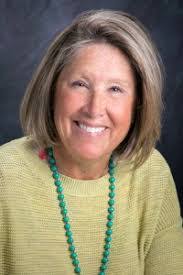 Paula Stanton's Instagram, Twitter & Facebook