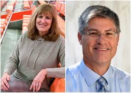 Donna Mike's Instagram, Twitter & Facebook