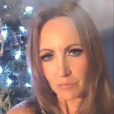 Paula Jeter's Instagram, Twitter & Facebook