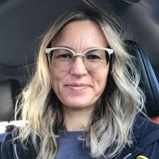 Danielle Huggins (@DanHuggins123)