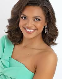 Miss Catherine Belisle with Dina Agnessi-Lorenzetti