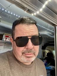 BACKSTAGE PASS Flat Top Square Aviator Sunglasses