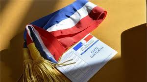 Le guide la désirade : Municipales Maire Ou Policier Il Faut Choisir La Roche Sur Yon Maville Com