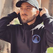 Adam Friedlander's Instagram, Twitter & Facebook