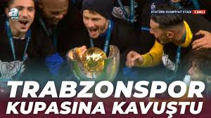 Karadeniz ekibi, 1976, 1977, 1978, 1979, 1980, 1983, 1995 ve 2010'dan sonra 9. Trabzonspor Kupasina Kavustu Super Kupa Toreni Nden Renkli Goruntuler Youtube