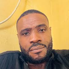 Comedian Deeone throws shade at Verydarkman for thanking Don Jazzy, despite  previously expressing disappointment in him for gifting Bobrisky money a  few months ago 📹: @comediandeeone #Instablog9jaGists #TrendingStory  #Awareness #StayUpdated