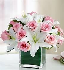 Having a flower shop can be a great experience. Should You Buy Fresh Flowers Or Artificial Flower Flowerandballooncompany Com